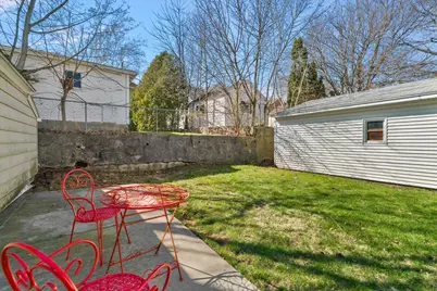 911 Van Buren Avenue NW, Grand Rapids, MI 49504 - Photo 28