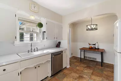 911 Van Buren Avenue NW, Grand Rapids, MI 49504 - Photo 10