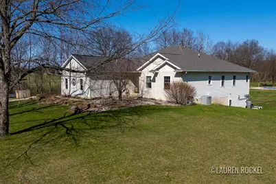 293 S Irving Road, Hastings, MI 49058 - Photo 4