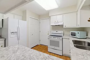 6848 Cromwell St, Portage, MI 49024 - Photo 12