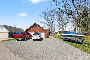 8945 Mott Dr, Jackson, MI 49201 - Photo 8