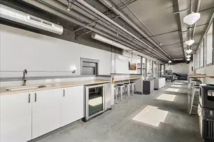 600 Broadway Ave NW, Grand Rapids, MI 49504 - Photo 34