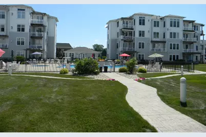 207 S William Street #40, Ludington, MI 49431 - Photo 2