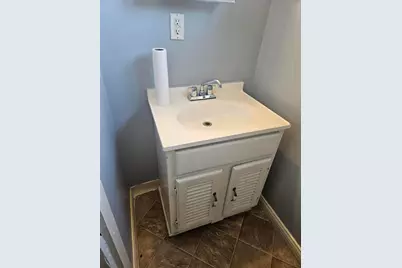 828 Division Street, Adrian, MI 49221 - Photo 12