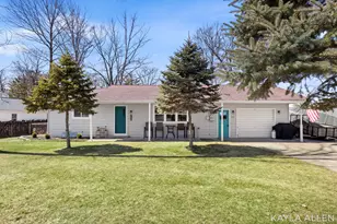 127 Maple Bluff Ave, Prudenville, MI 48651 - Photo 1