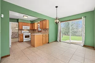 8905 Lori Ct, Portage, MI 49024 - Photo 6
