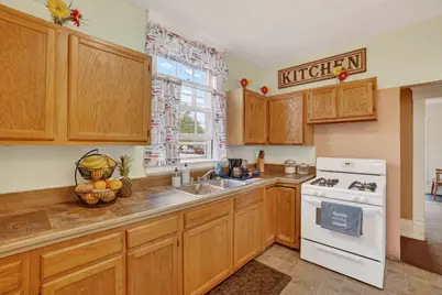 111 W Barnes Avenue, Lansing, MI 48910 - Photo 18