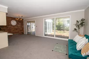 115 Stowe Ct, Niles, MI 49120 - Photo 2