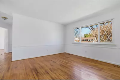 29725 Brown Court, Garden City, MI 48135 - Photo 4