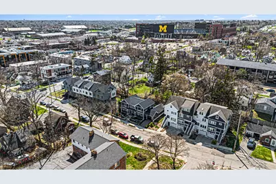 211 W Davis Avenue, Ann Arbor, MI 48103 - Photo 4