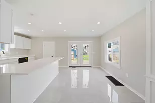 316 Carr St, Jackson, MI 49201 - Photo 8