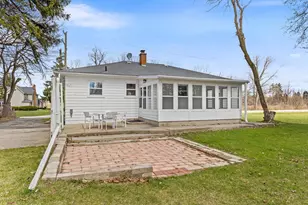 2418 4 Mile Rd NW, Grand Rapids, MI 49544 - Photo 40