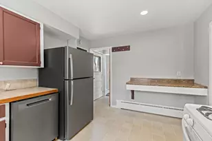 2418 4 Mile Rd NW, Grand Rapids, MI 49544 - Photo 16