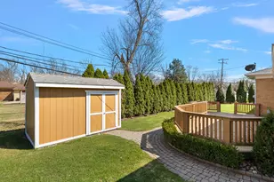 52742 Pappy Ln, Shelby Twp, MI 48316 - Photo 6