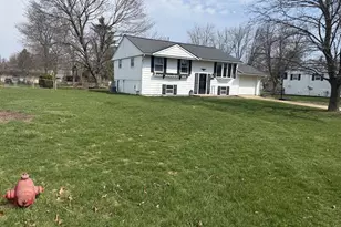 1648 Foye Dr, Jackson, MI 49203 - Photo 2