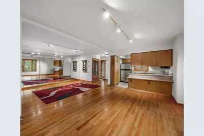 651 N 5th Avenue, Ann Arbor, MI 48104 - Photo 6