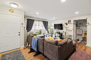 614 Emmet St, Ypsilanti, MI 48197 - Photo 2