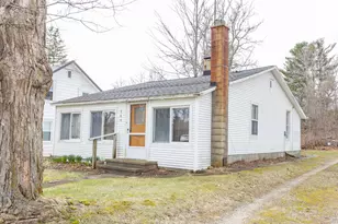 260 S Scott St, Morley, MI 49336 - Photo 2