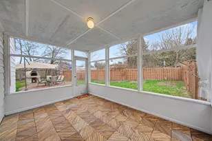 1425 Iroquois Pl, Ann Arbor, MI 48104 - Photo 8