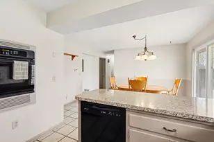 521 Gorham Ln, Kalamazoo, MI 49006 - Photo 6