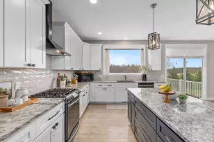 6317 Eaglewood Dr, Hudsonville, MI 49426 - Photo 10