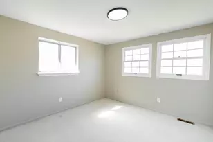 3340 Bluett Dr, Ann Arbor, MI 48105 - Photo 32