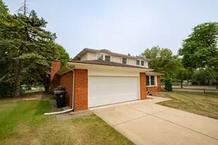 3340 Bluett Dr, Ann Arbor, MI 48105 - Photo 26