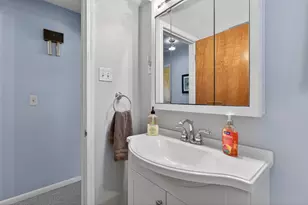 1097 Westfield Dr, Jackson, MI 49203 - Photo 38