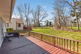 154 Golfview Dr, Brooklyn, MI 49230 - Photo 32