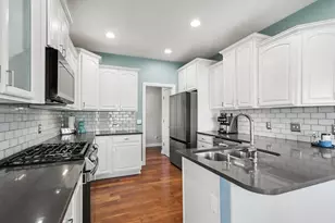 9800 Navy Pier St, Portage, MI 49002 - Photo 10