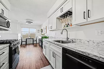 22842 Renford Street, Novi, MI 48375 - Photo 12