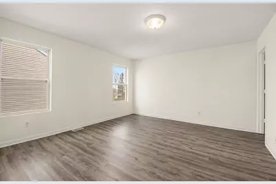 5859 Kiverton Ridge Drive SE, Kentwood, MI 49508 - Photo 10