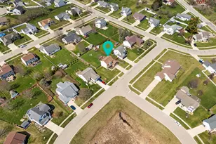 816 Faith Ct, Milan, MI 48160 - Photo 2