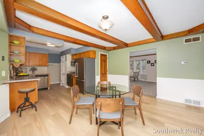 2549 Rockhill Drive NE, Grand Rapids, MI 49525 - Photo 8