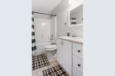 3578 N River Road, Fort Gratiot, MI 48059 - Photo 16