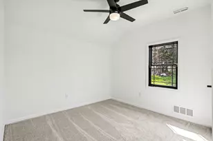 6592 Keigley St, Eau Claire, MI 49111 - Photo 18