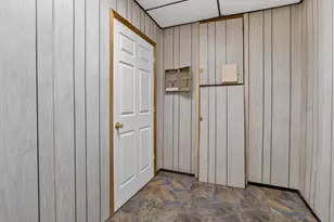 439 W Columbia Ave, Battle Creek, MI 49015 - Photo 24