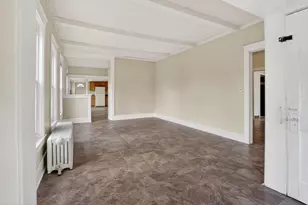 439 W Columbia Ave, Battle Creek, MI 49015 - Photo 8