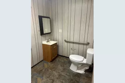 439 W Columbia Avenue, Battle Creek, MI 49015 - Photo 26