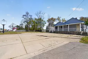439 W Columbia Ave, Battle Creek, MI 49015 - Photo 28