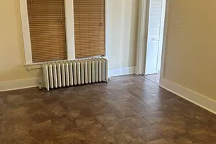 439 W Columbia Ave, Battle Creek, MI 49015 - Photo 8
