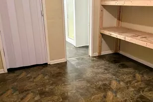 439 W Columbia Ave, Battle Creek, MI 49015 - Photo 18