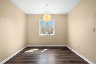 2431 Roanoke Dr, Ypsilanti, MI 48197 - Photo 12