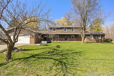 1555 Knapp Street NE, Grand Rapids, MI 49505 - Photo 1