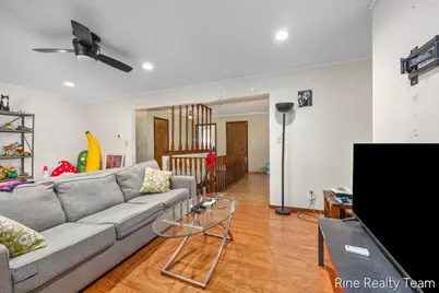 1555 Knapp Street NE, Grand Rapids, MI 49505 - Photo 18