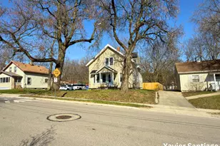 1128 Emerald Ave NE, Grand Rapids, MI 49503 - Photo 6