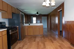 4153 4th St, Newport, MI 48166 - Photo 6