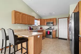 11738 Ambling Ave, Galesburg, MI 49053 - Photo 8