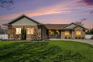 33 Wood Dr, Coldwater, MI 49036 - Photo 2