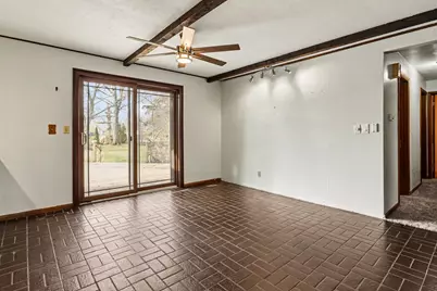 566 Kublick Drive, Benton Harbor, MI 49022 - Photo 6